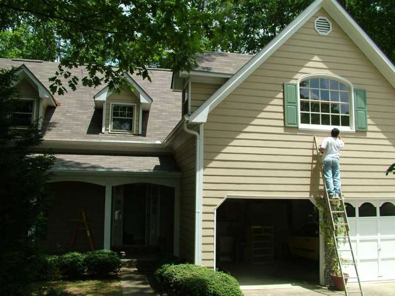 exterior house painting how often does an exterior of a house need painting in the ESQLFWY