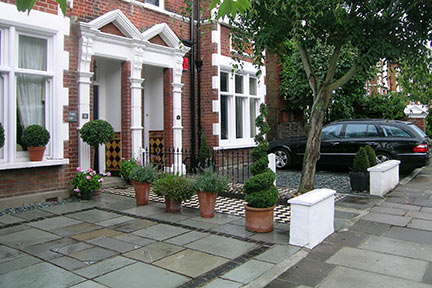 front garden design this represents good design, but the plants have still lost out. the DOXRVBY