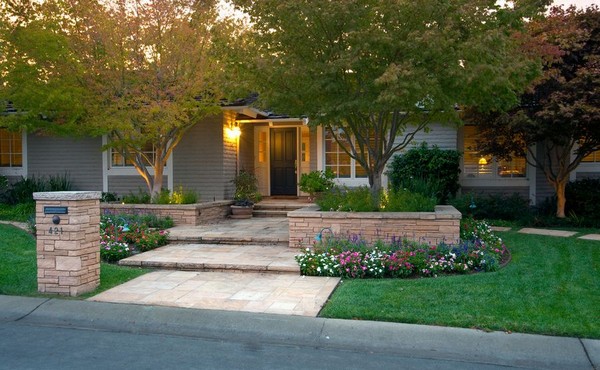 front yard landscaping landscaping ideas for front yards. 1. cheap landscaping ideas LTYJOJL