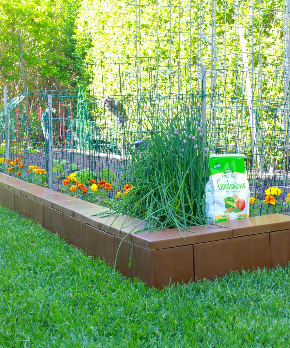 garden border edging enclose a garden bed and fill with soil to create a raised RLRKWJH