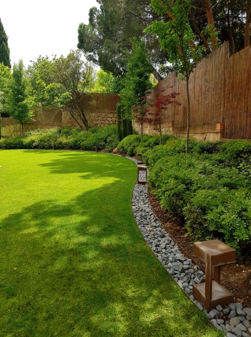 Tips on Gorgeous Garden Edging  Landscapes