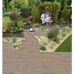 garden paving slabs marshalls heritage riven weathered yorkstone 600 x 450 x 38mm paving slab RTRBZLH