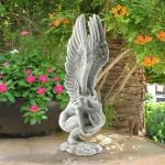 garden statue remembrance and redemption angel statue RUOGXFJ