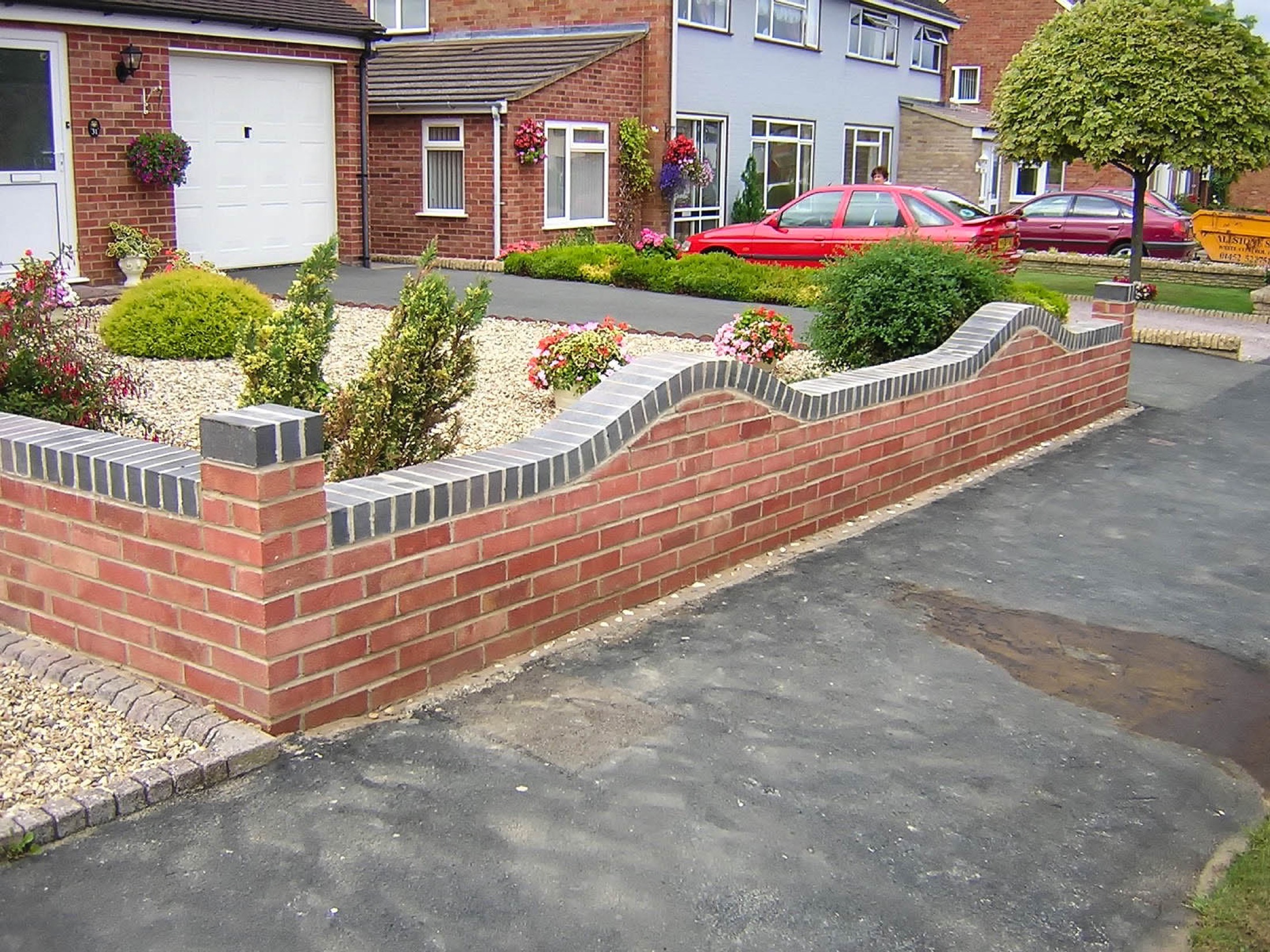 garden walls built by hancocks brickwork PHMCACK