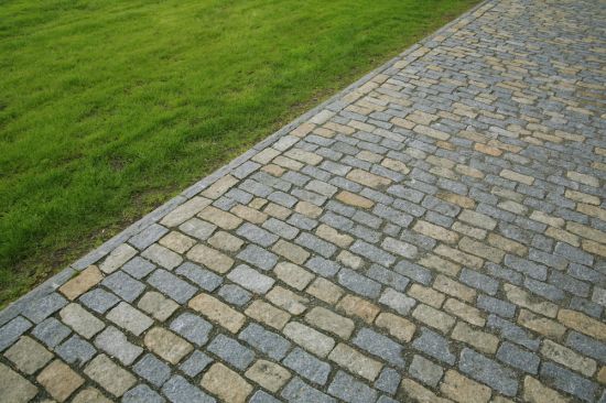 Granite Pavers are Cool and
Beautiful Designs for Gardens