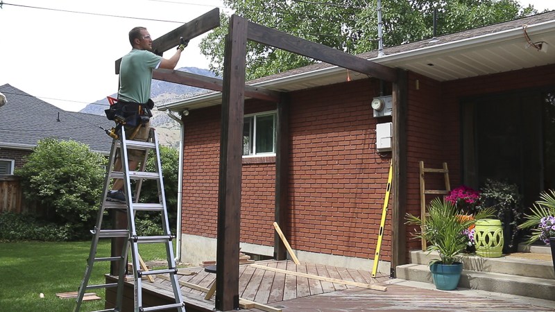 modern pergola modern deck pergola @remodelaholic 21 JUPTJWW