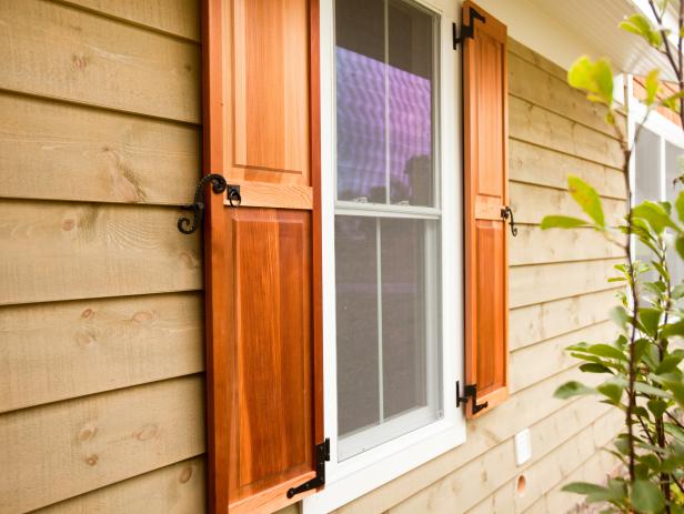 outdoor shutters red cedar cabin shutters KIFUHKL