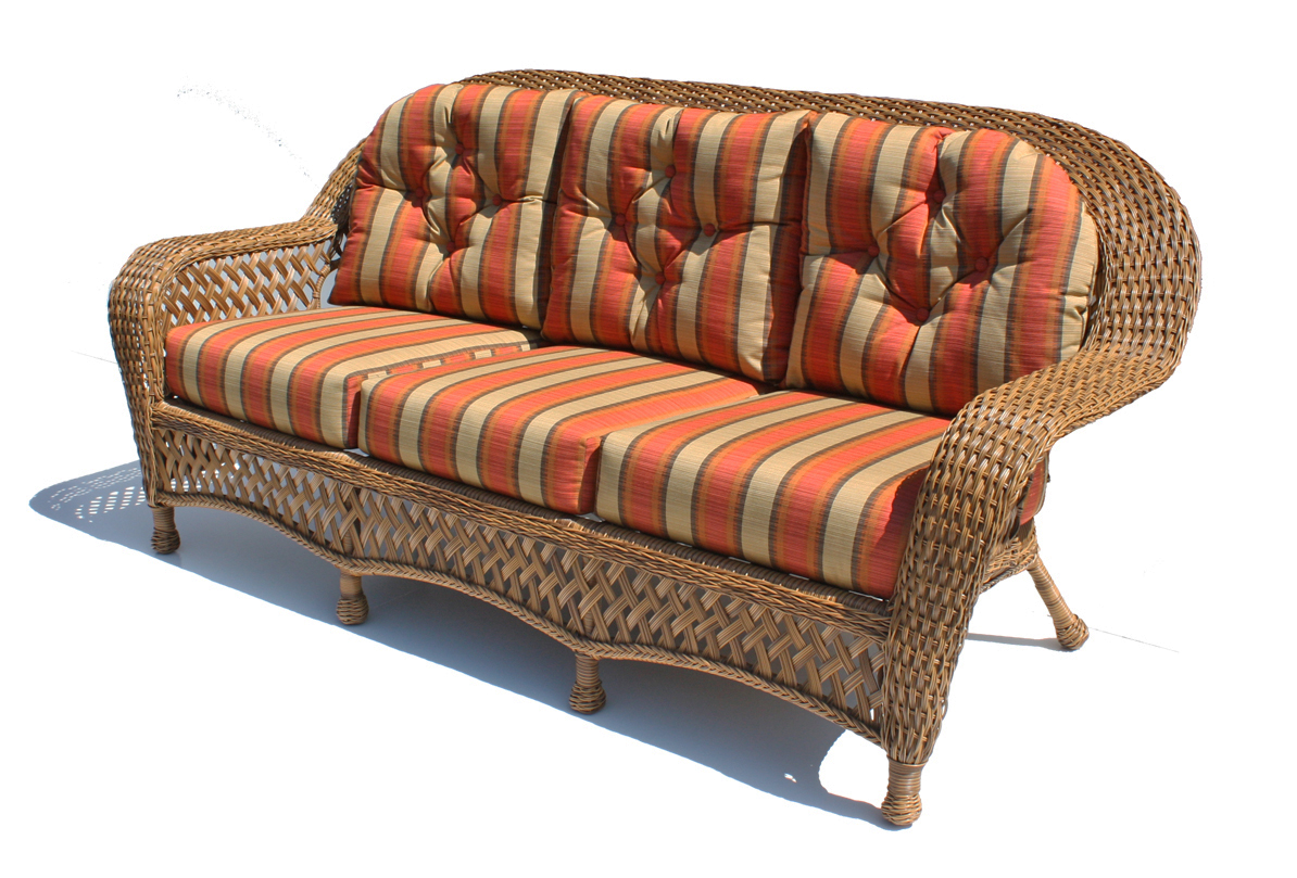 outdoor wicker sofa - montauk shown in natural EWXLKHW