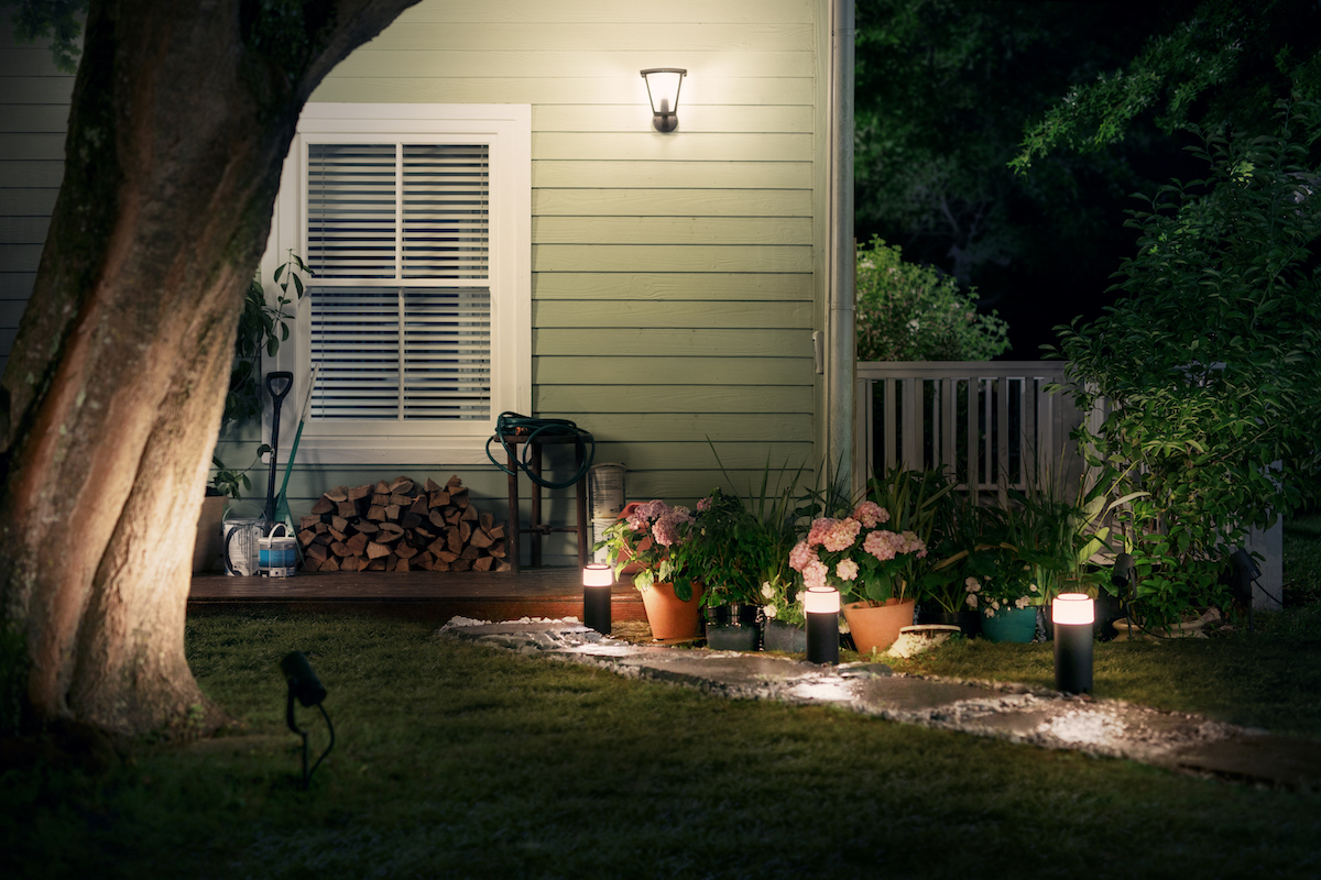 outside lighting today, the company has revealed the first set of philips hue outdoor QCWIEFF