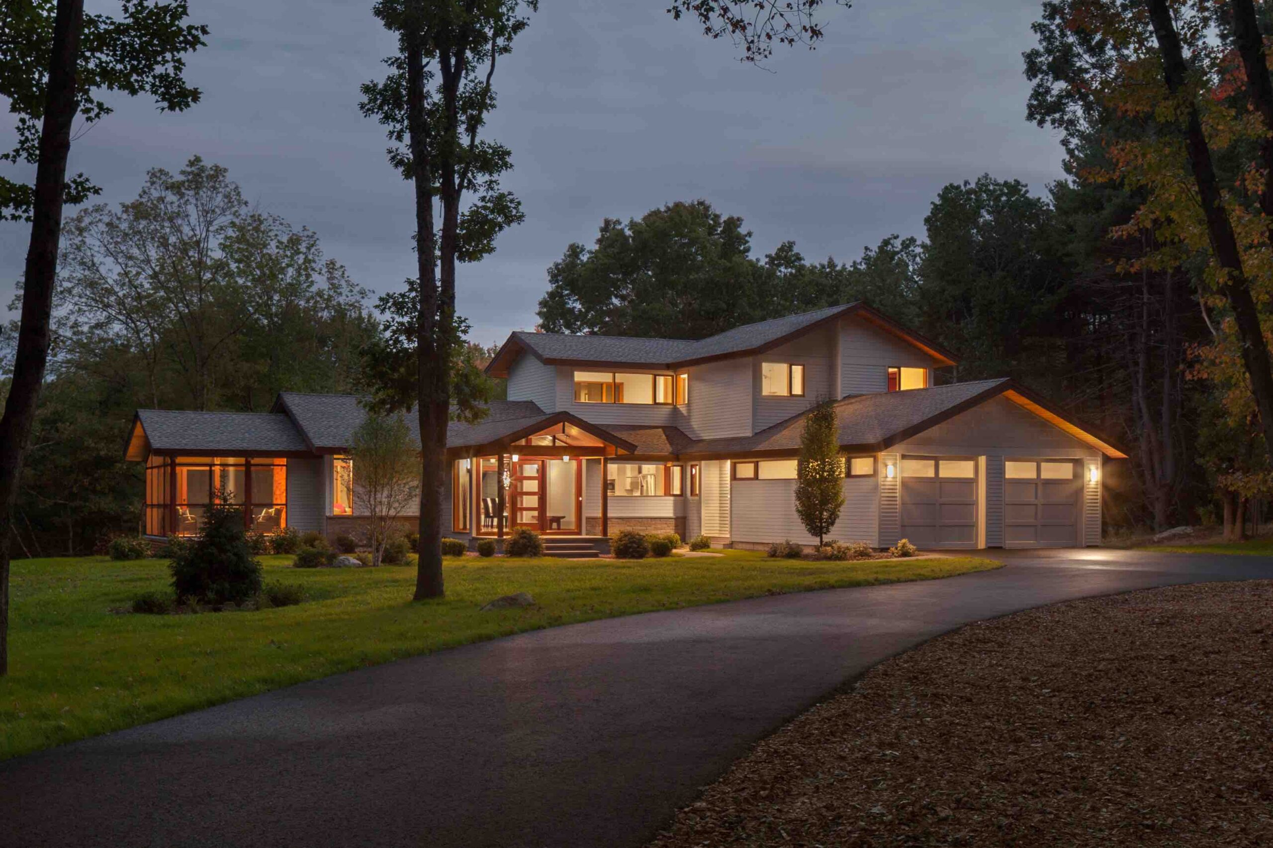 partridge pond - acorn deck house QRNEYHN