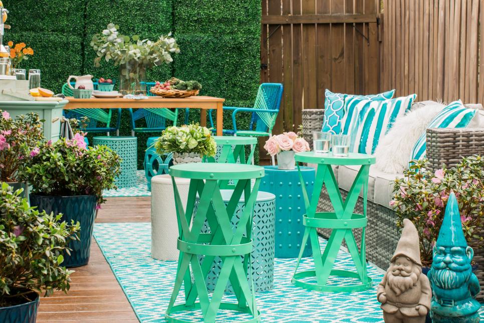 Simplicity In Patio Decorating
Ideas