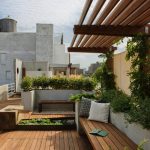 roof garden design roof-garden-pergola-built-in-furniture-pulltab-manhattan- BBICNQT