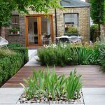 small garden design ideas 16 wood and concrete garden small garden ideas annaick guitteny HCVTGWZ