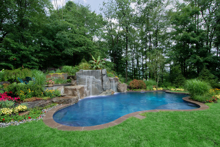 swimming pool landscaping ideas in texas TGVBDUK