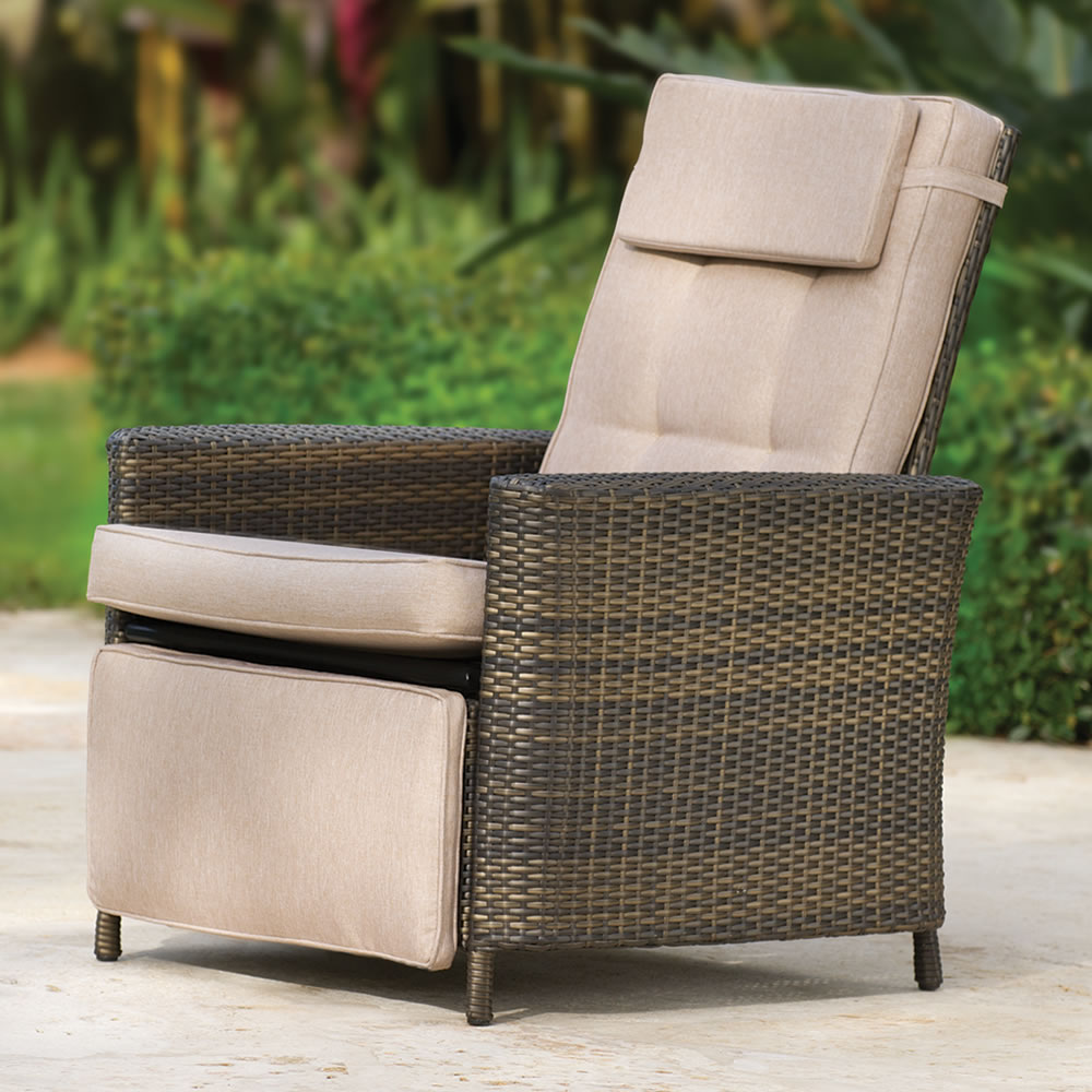 the weatherproof outdoor recliner VXIOUPX