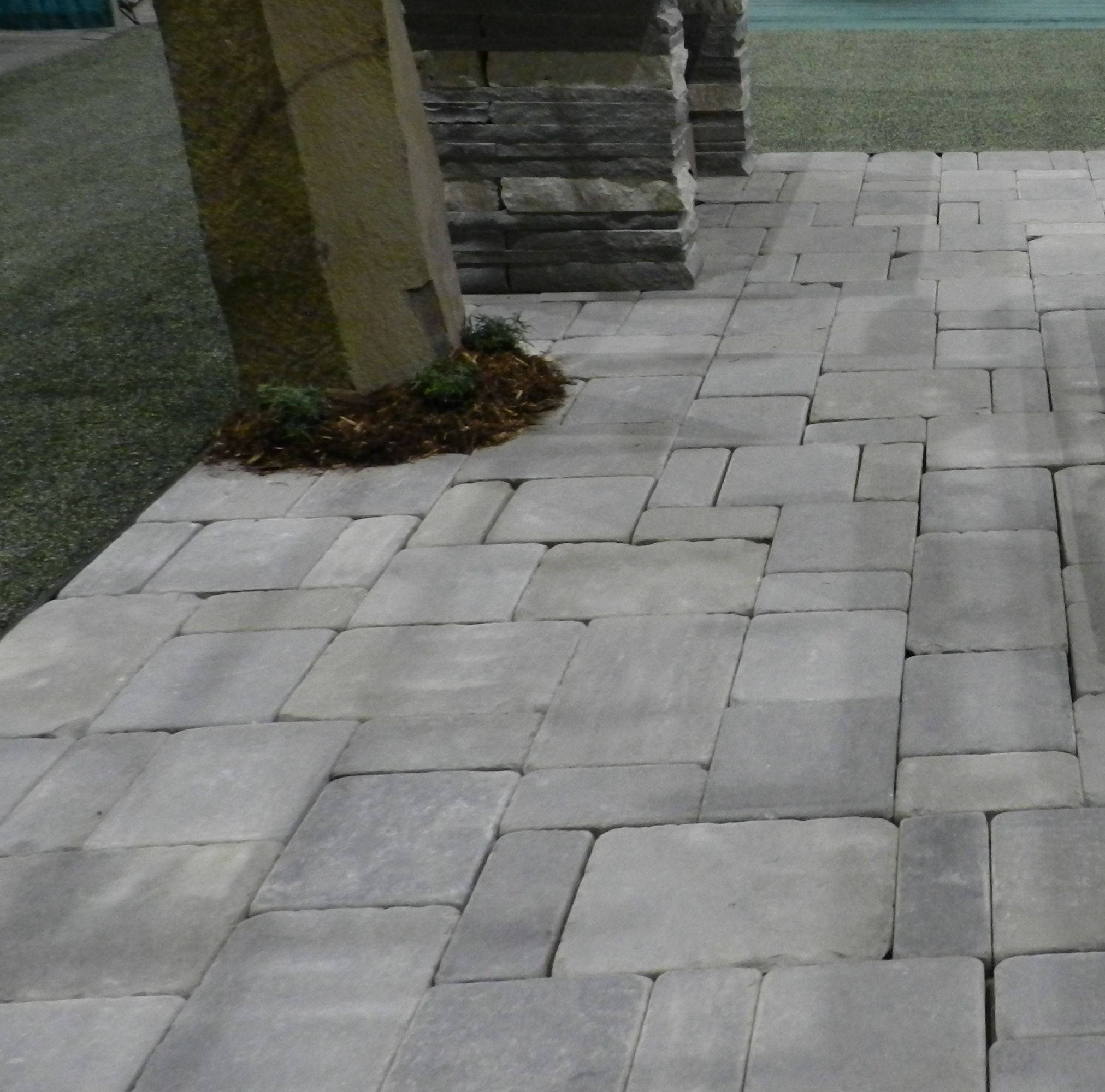 tumbled bluestone pavers JQVUJNX