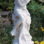 venus stone garden statue, stonework from brights of nettlebed OLLETJQ