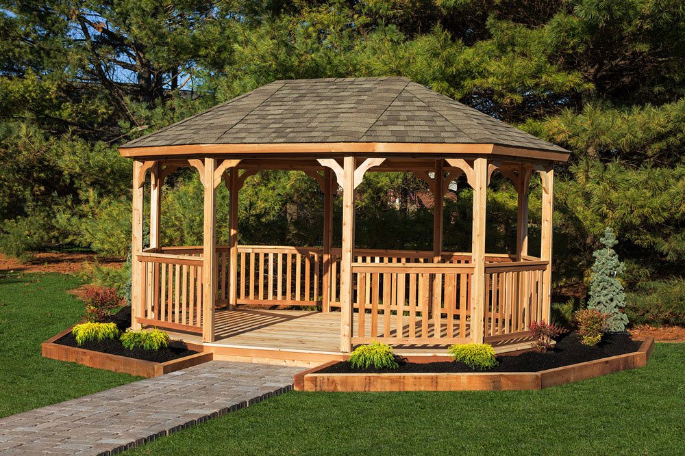 Wooden gazebos to improve the
look of the garden