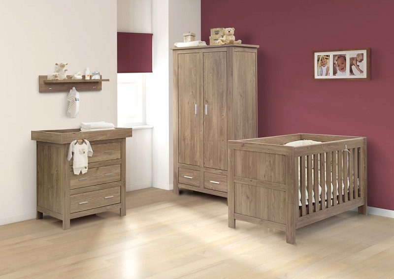 Oak Wood Furniture Set For Nursery Room - HomesCorner.Com