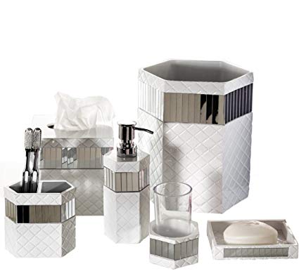 Amazon.com: Creative Scents Quilted Mirror Bathroom Accessories Set