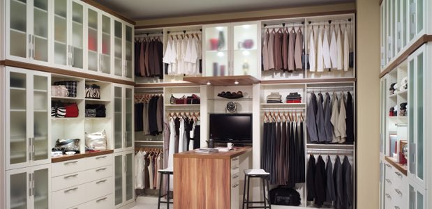 Organize Your Closet, Organize Your Life | Closet Organization Tips