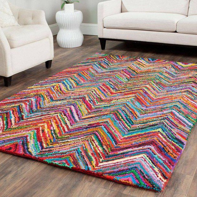 18 Fascinating Colorful Rugs To Spice Up Your Home Decor