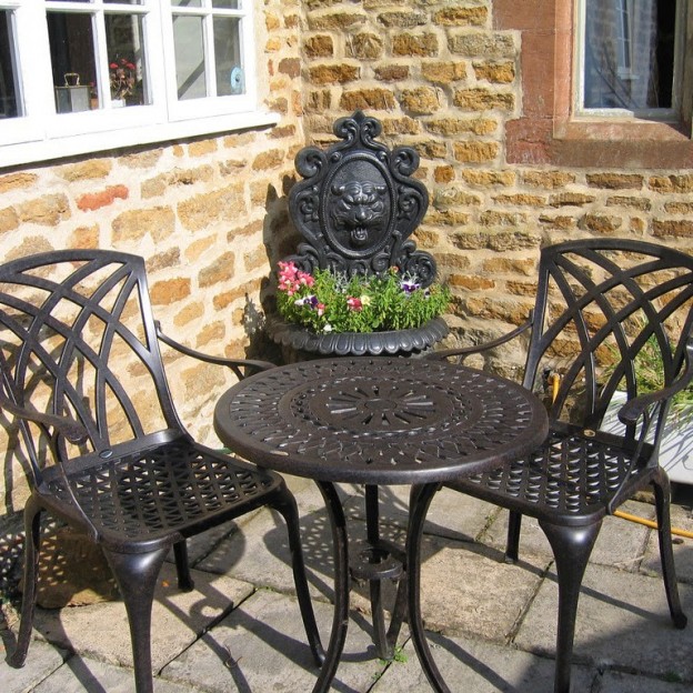 Why Should You Go For The  Garden Bistro Sets?