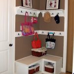 52 Brilliant and Smart Kids Rooms Storage Ideas (6)good use for a