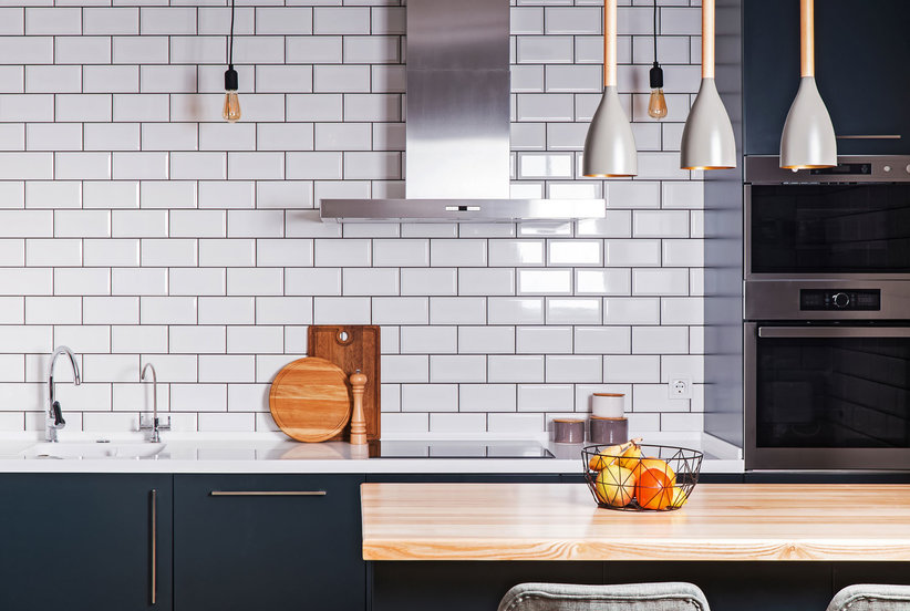 Decorate your kitchen with  Attractive Kitchen backsplash tile