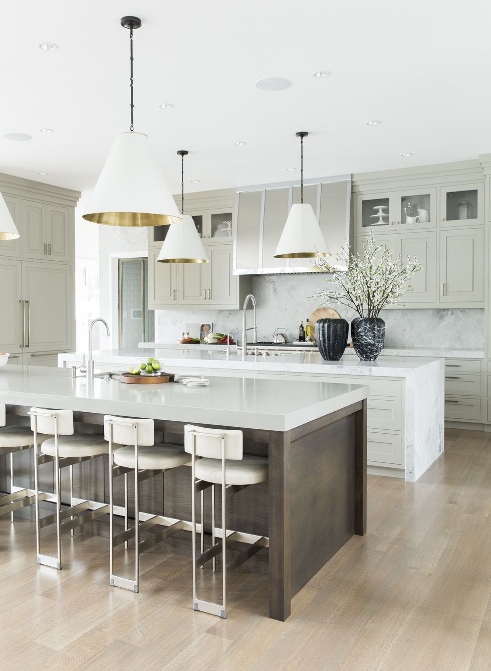 50 Stylish Kitchen Islands - Photos of Amazing Kitchen Island Ideas