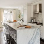 50 Stylish Kitchen Islands - Photos of Amazing Kitchen Island Ideas