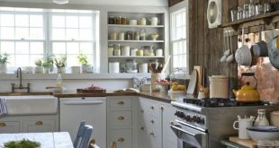 22 Kitchen Makeover Before & Afters - Kitchen Remodeling Ideas