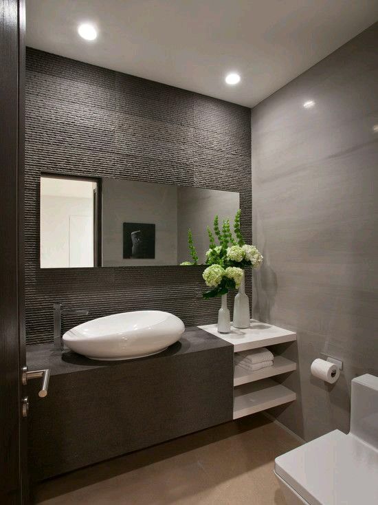 Renew Your Small Bathroom With Modern Decor | Small Bathroom with