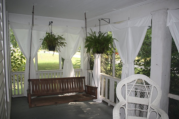 Three Considerations When Selecting Outdoor Curtains - Blindsgalore Blog