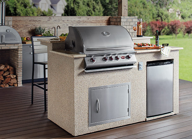 Have Some Of The Best Outdoor  Kitchen Appliances