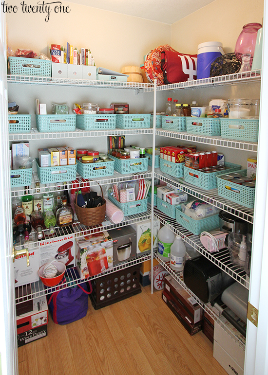 20 Incredible Small Pantry Organization Ideas and Makeovers | The