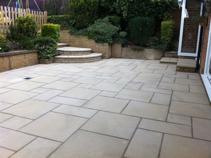 Saxon Textured Garden Paving | Marshalls.co.uk