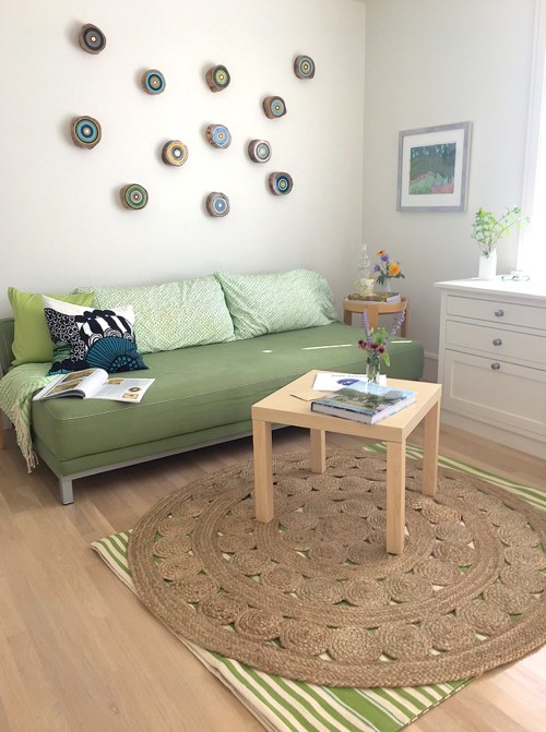 On Trend: Adding Texture & Style With a Round Jute Rug - StyleCarrot