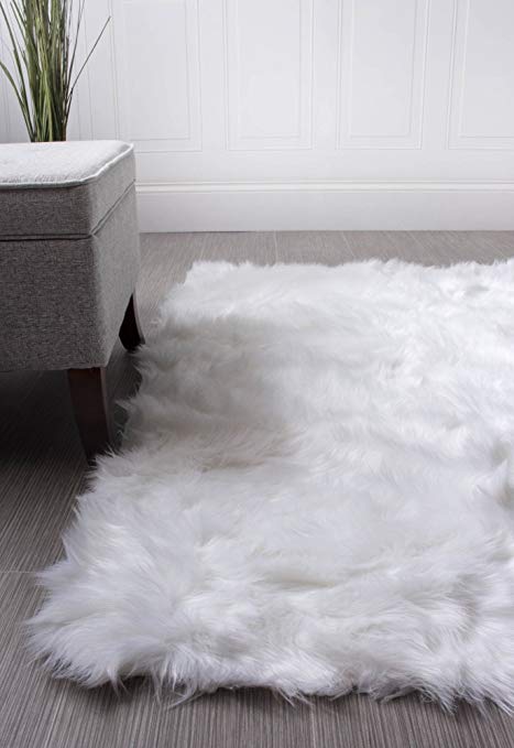 Amazon.com: Super Area Rugs Soft Faux Fur Sheepskin Shag Silky Rug