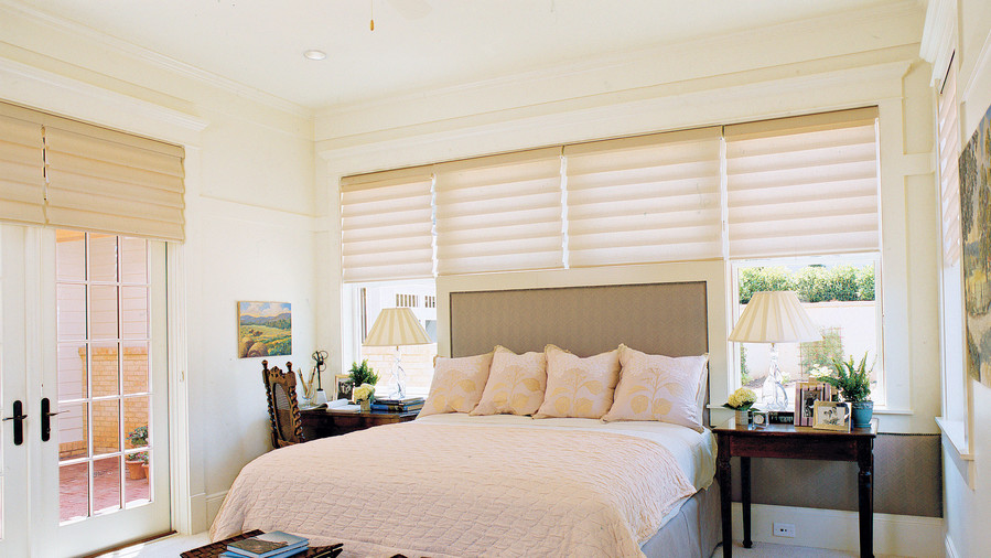 Make A Best Suit Curtains And  Window Treatments For Your Bedroom