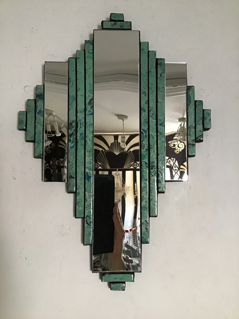 What You Need to Know About
the Secrets of Art Deco Furniture