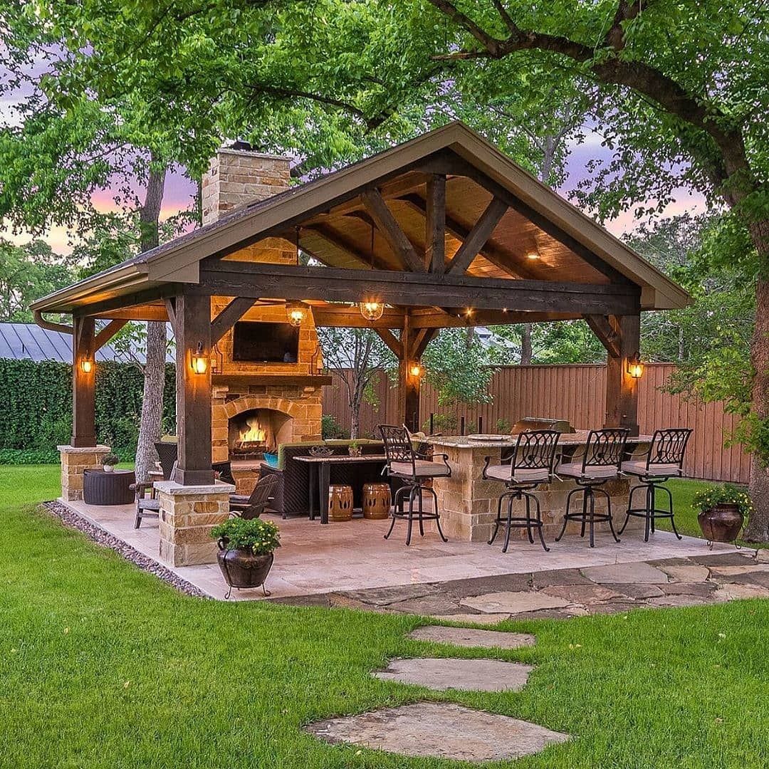 Use Backyard Patio Ideas to
Make your Patio Inviting