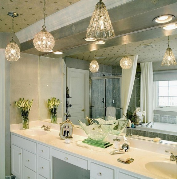 Lighting fixtures in the bathroom