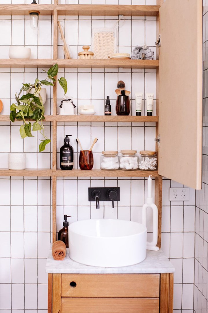 Take Your Time to Choose
Classy Bathroom Mirror Cabinets