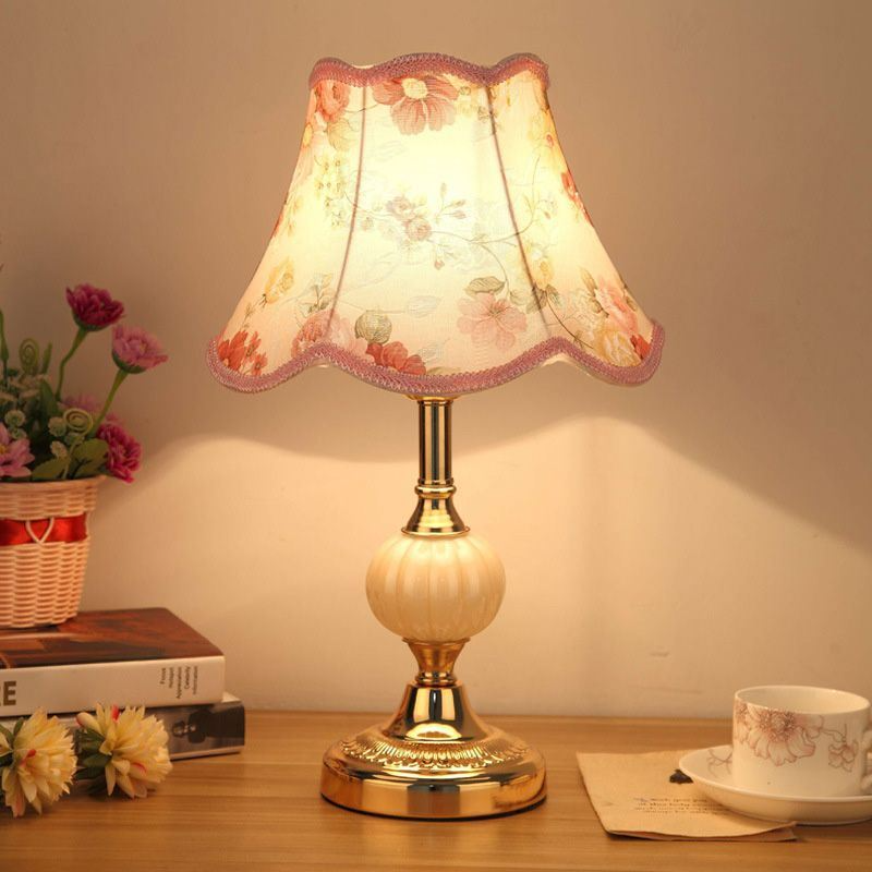 Bedside Table Lamps – What Is The Use Of It?