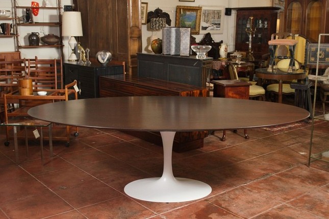 Saarinen dining table