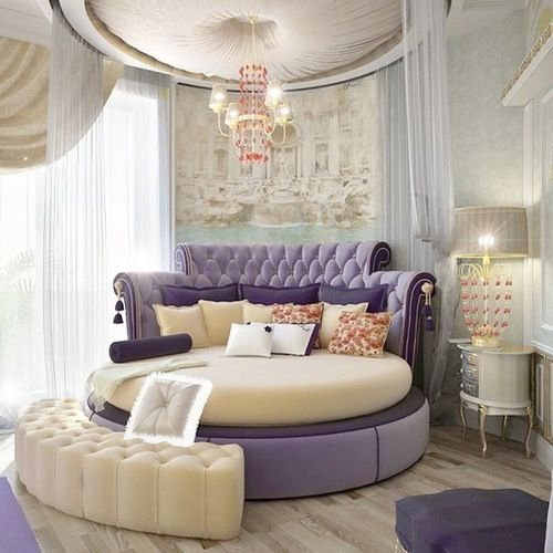 Beautiful And Luxurious Queen  Sofa Bed