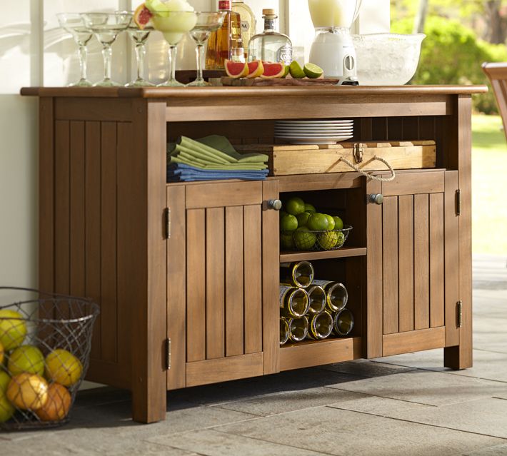 Outdoor buffet cabinet