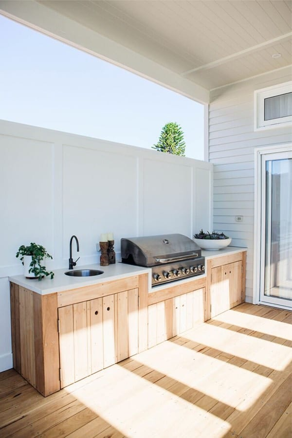 Outdoor kitchen cabinets