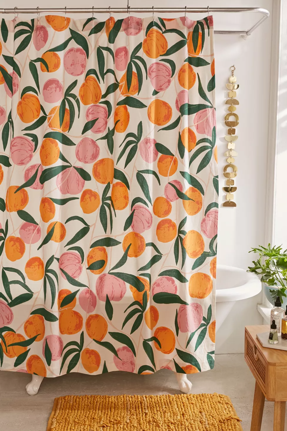 A Guide To Install Luxury Shower Curtains